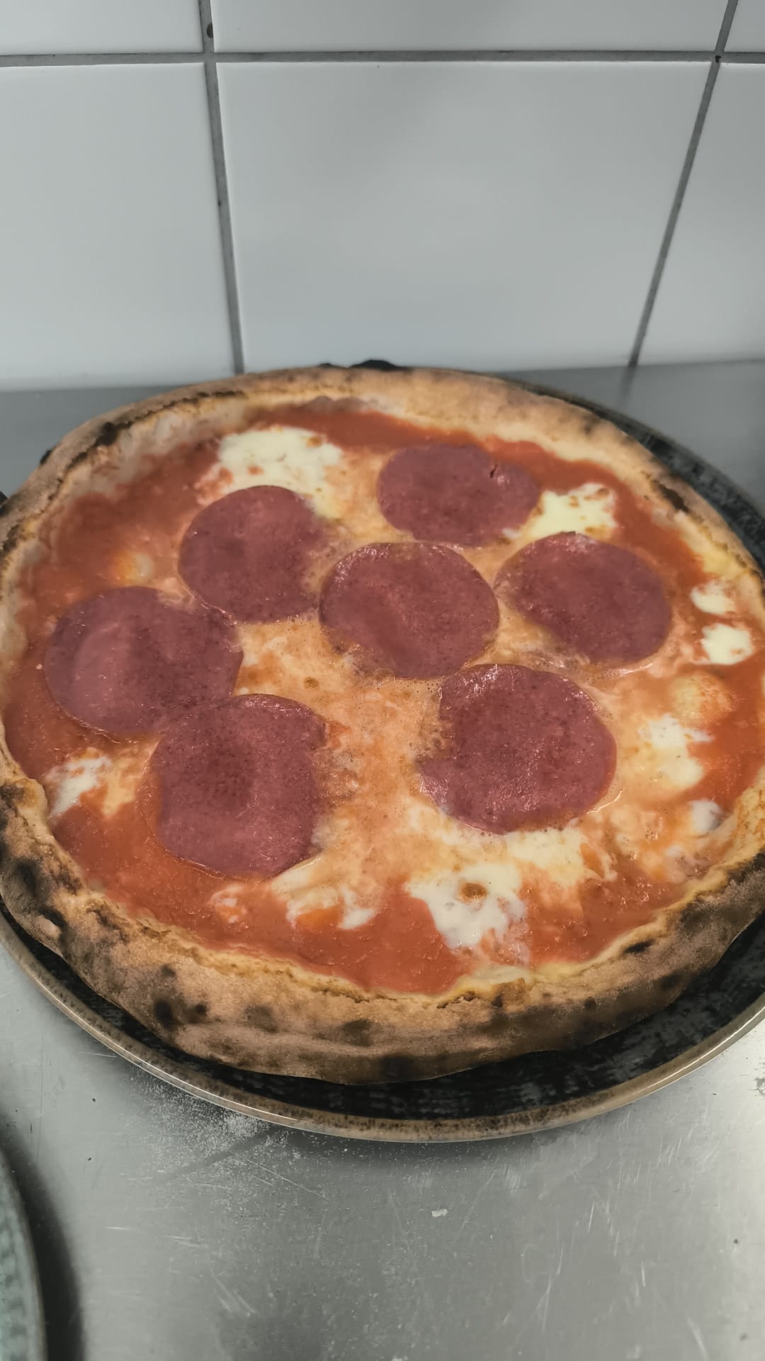 Hans Wurst – Pizza Salami